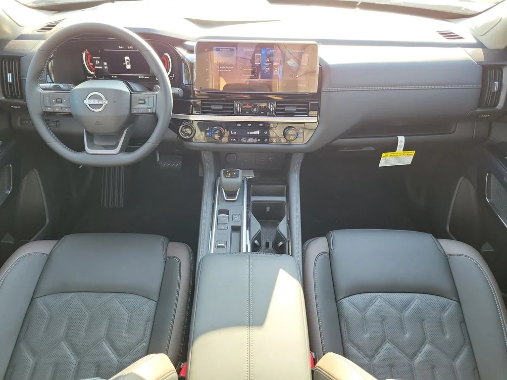New 2026 White Nissan Platinum image 17
