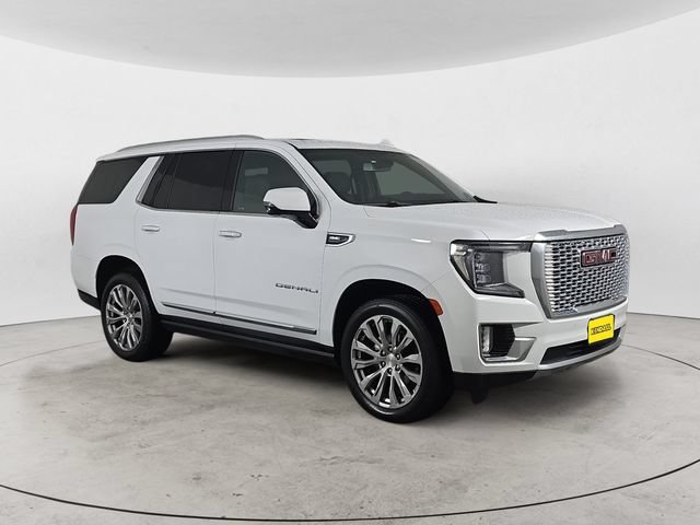 Used 2022 Summit White GMC Denali image 3