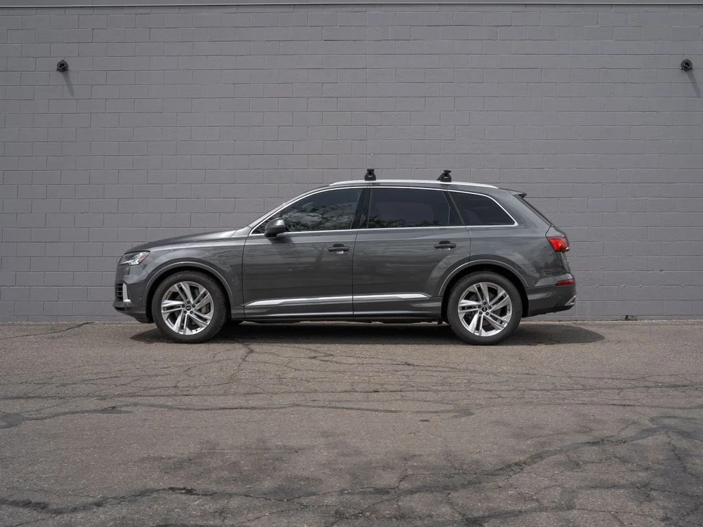 Used 2021 Gray Audi 55 Prestige image 2