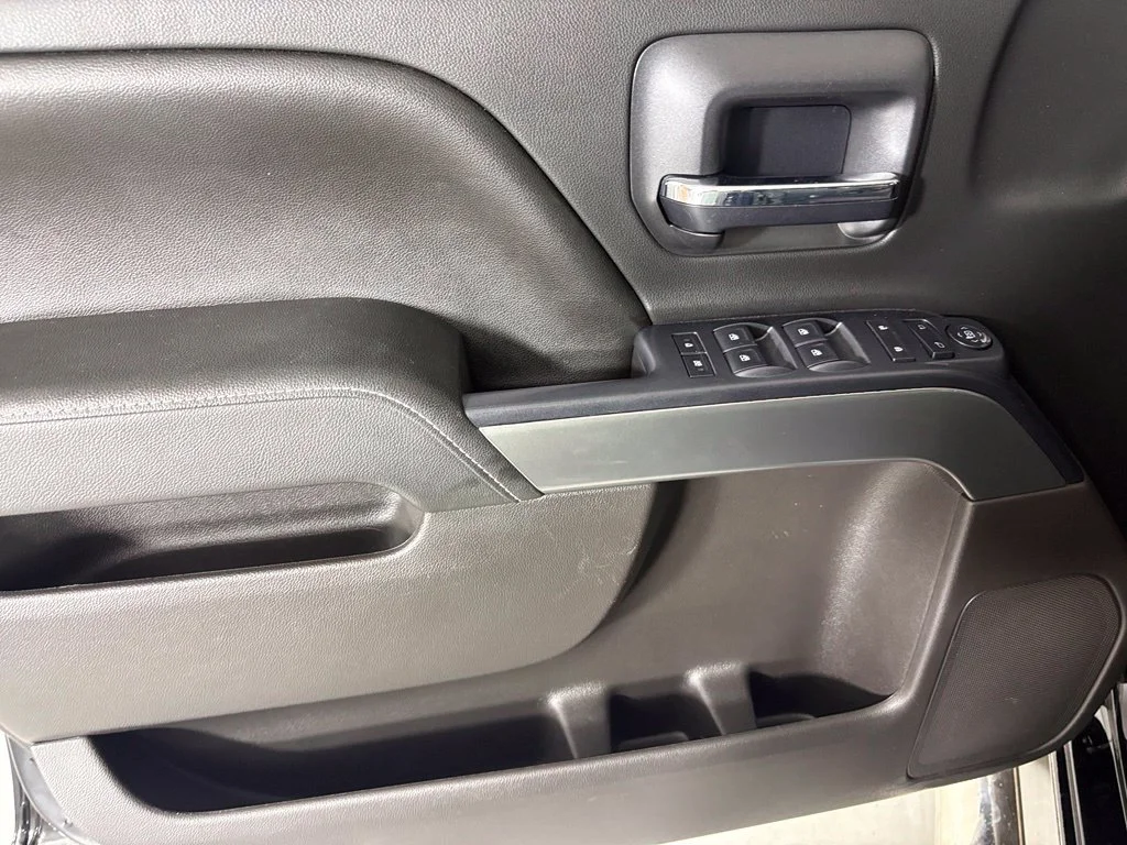 Used 2016 BLACK Chevrolet LT image 22