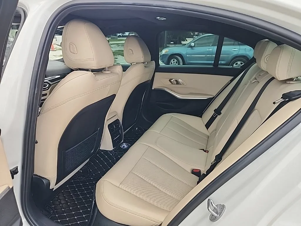 Certified Used 2023 Alpine White BMW 330i image 3