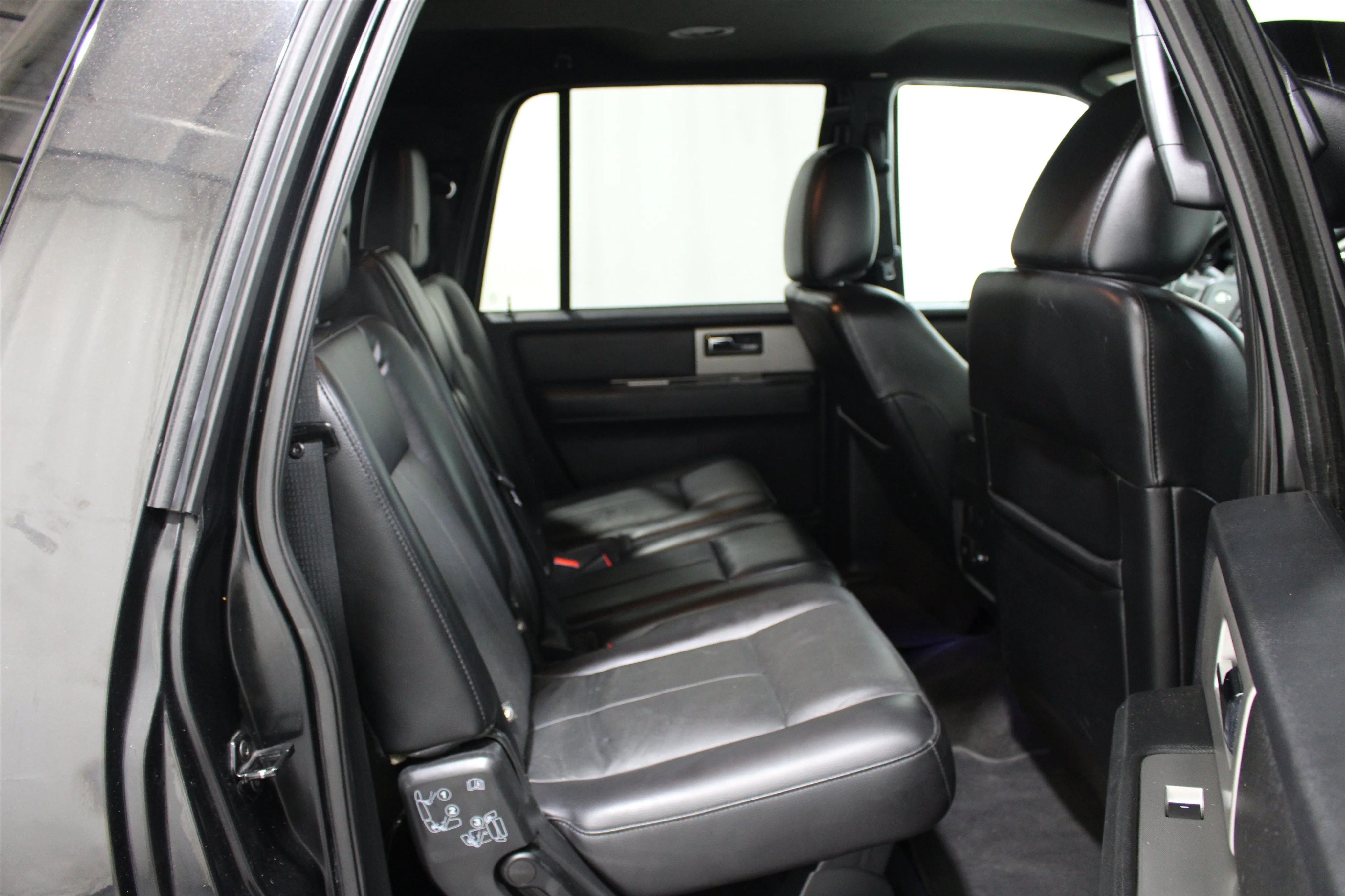 2015 Ford Expedition XLT - Photo 25