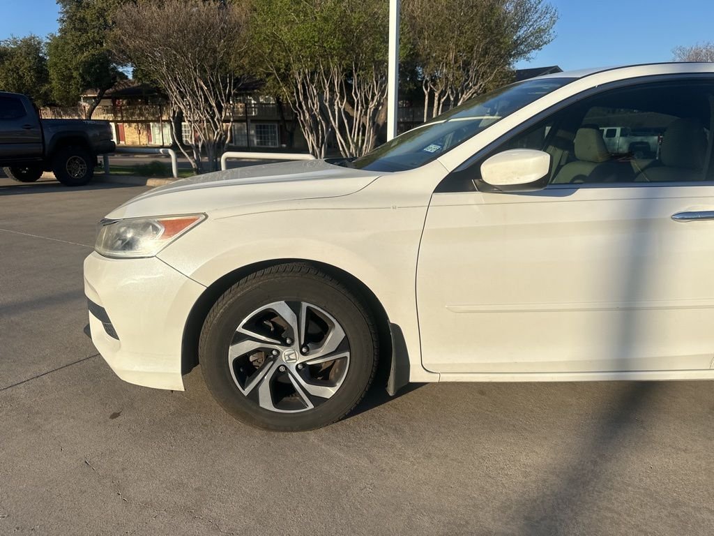 Used 2017 Honda Accord LX with VIN 1HGCR2F38HA145505 for sale in Irving, TX