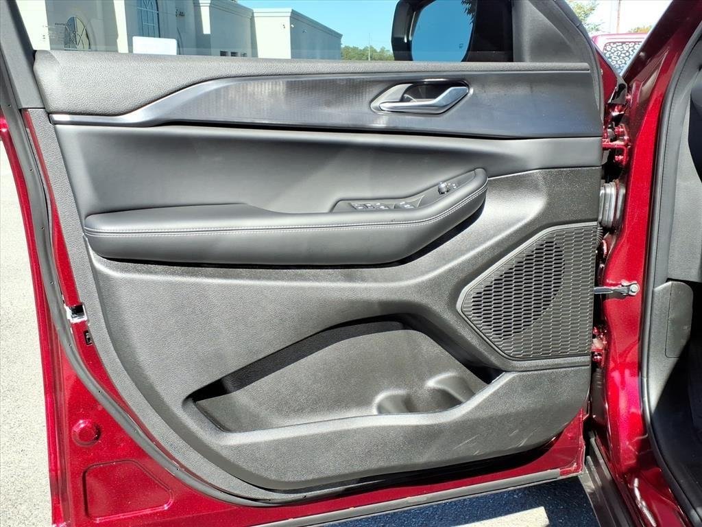 2025 Jeep Grand Cherokee Laredo - Photo 4