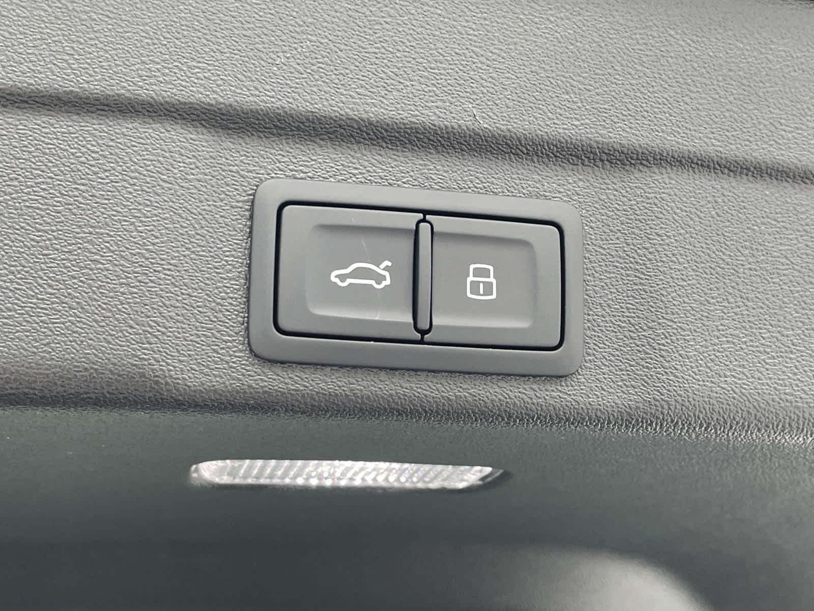 New 2026 6Y6Y/ Audi Premium Plus image 19