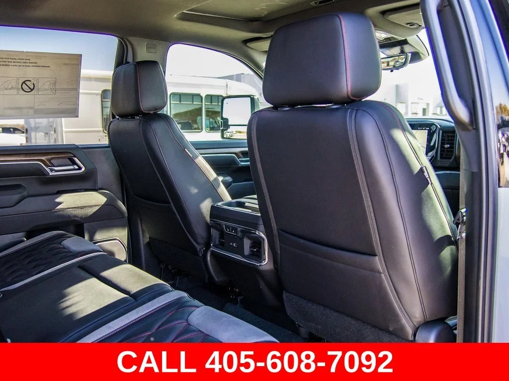 2025 Chevrolet Silverado 3500 HD High Country - Photo 140