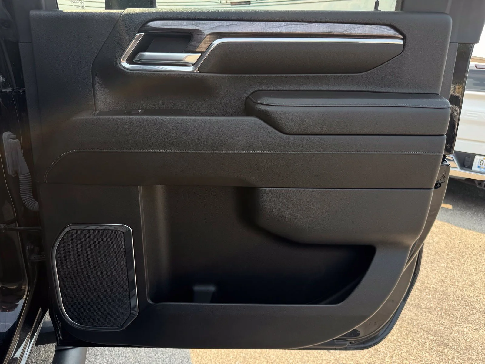 2024 Chevrolet Silverado 2500HD LTZ - Photo 40
