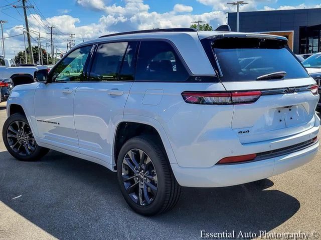 New 2026 Bright White Clearcoat Jeep Limited Reserve image 7
