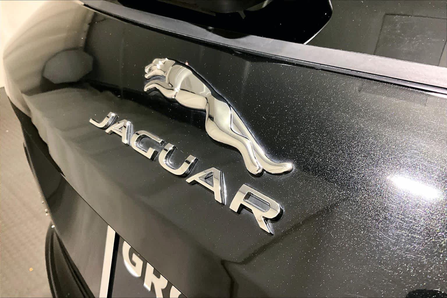 Used 2020 BLACK Jaguar SVR image 32