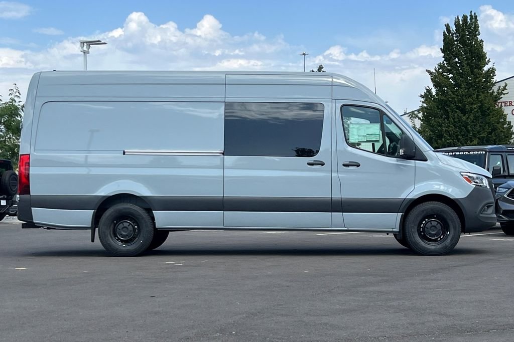 Used 2024 Gray Mercedes-Benz Cargo 170 WB image 6