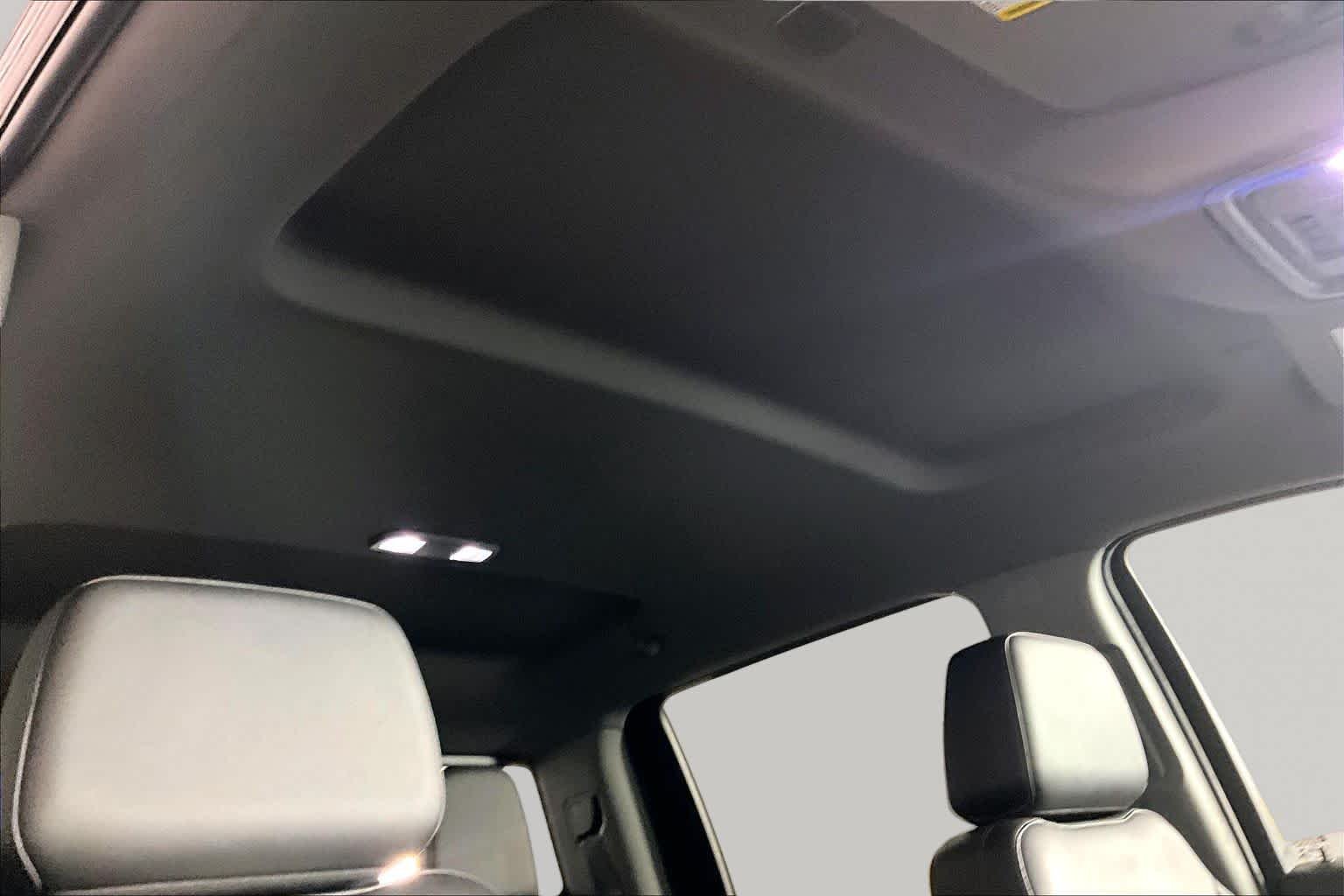 Used 2022 Black Chevrolet LTZ image 13