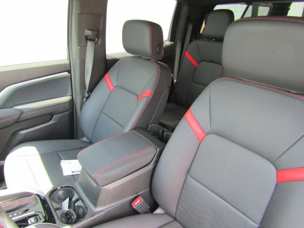 Used 2023 Beige Chevrolet Z71 image 13