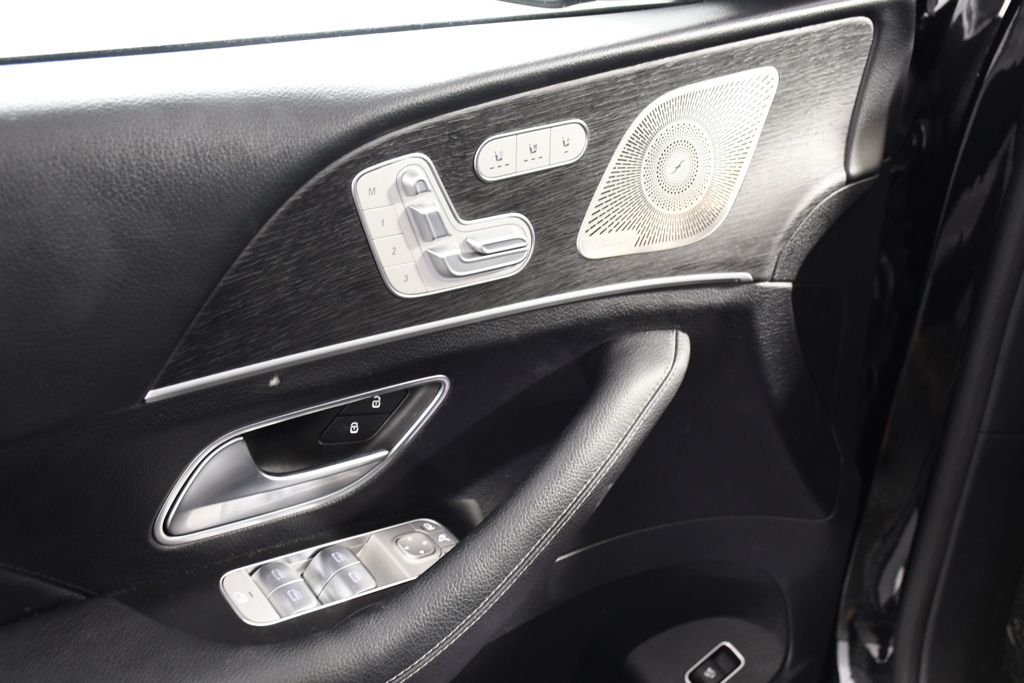 Used 2022 Obsidian Black Metallic Mercedes-Benz GLS 450 image 15