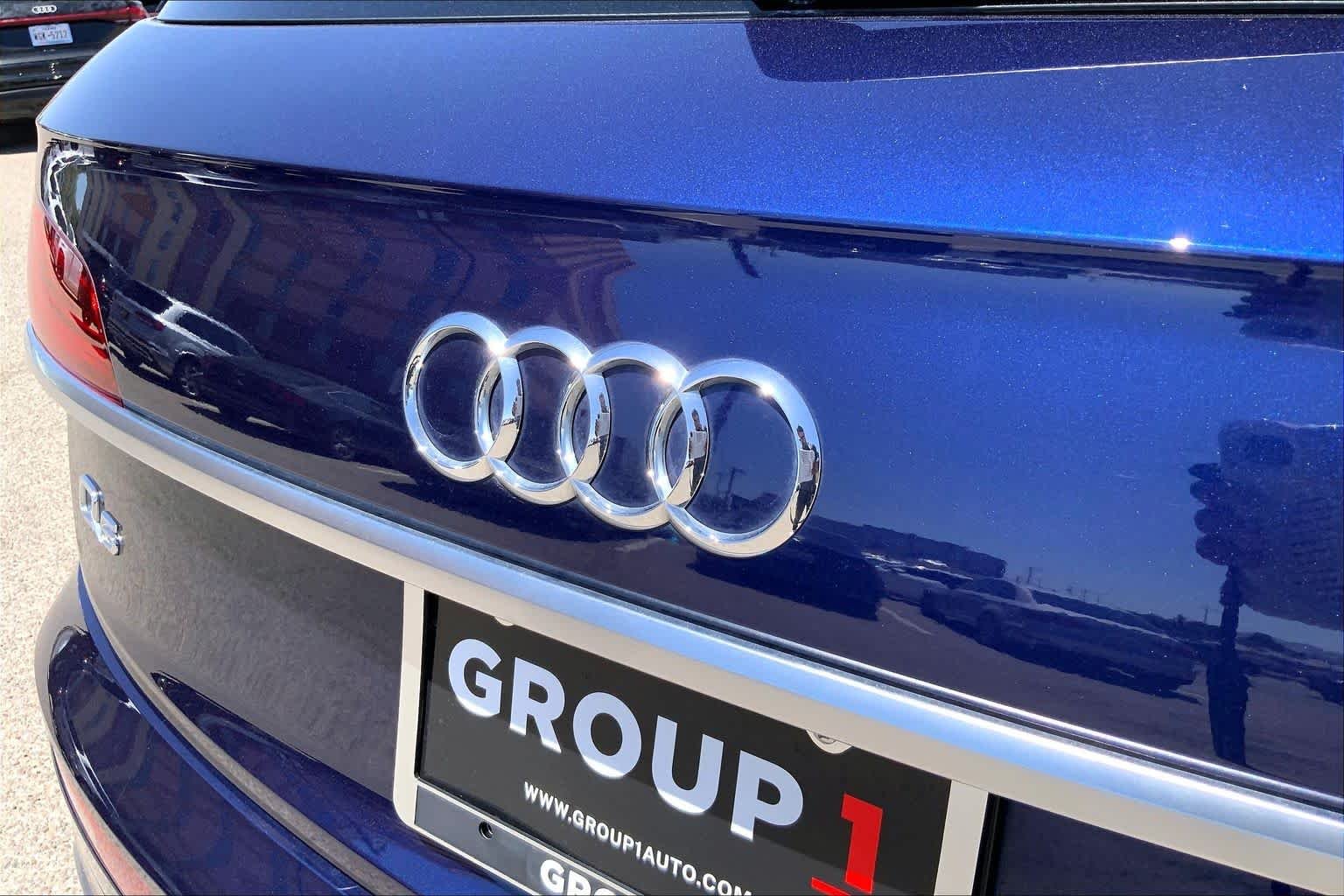 Used 2023 Navarra Blue Metallic Audi S line Premium image 10