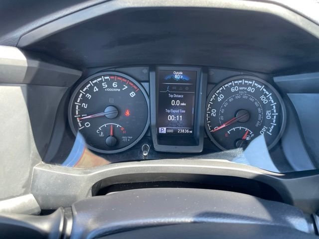 Used 2022 Midnight Black Metallic Toyota SR image 17