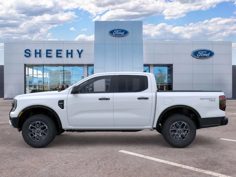 New 2025 Oxford White Ford XLT image 5