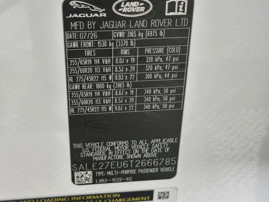 New 2026 Fuji White Land Rover X-Dynamic SE image 34