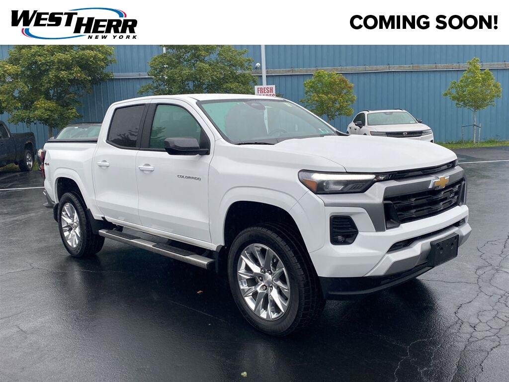 Used 2024 Summit White Chevrolet 4WD LT image 1