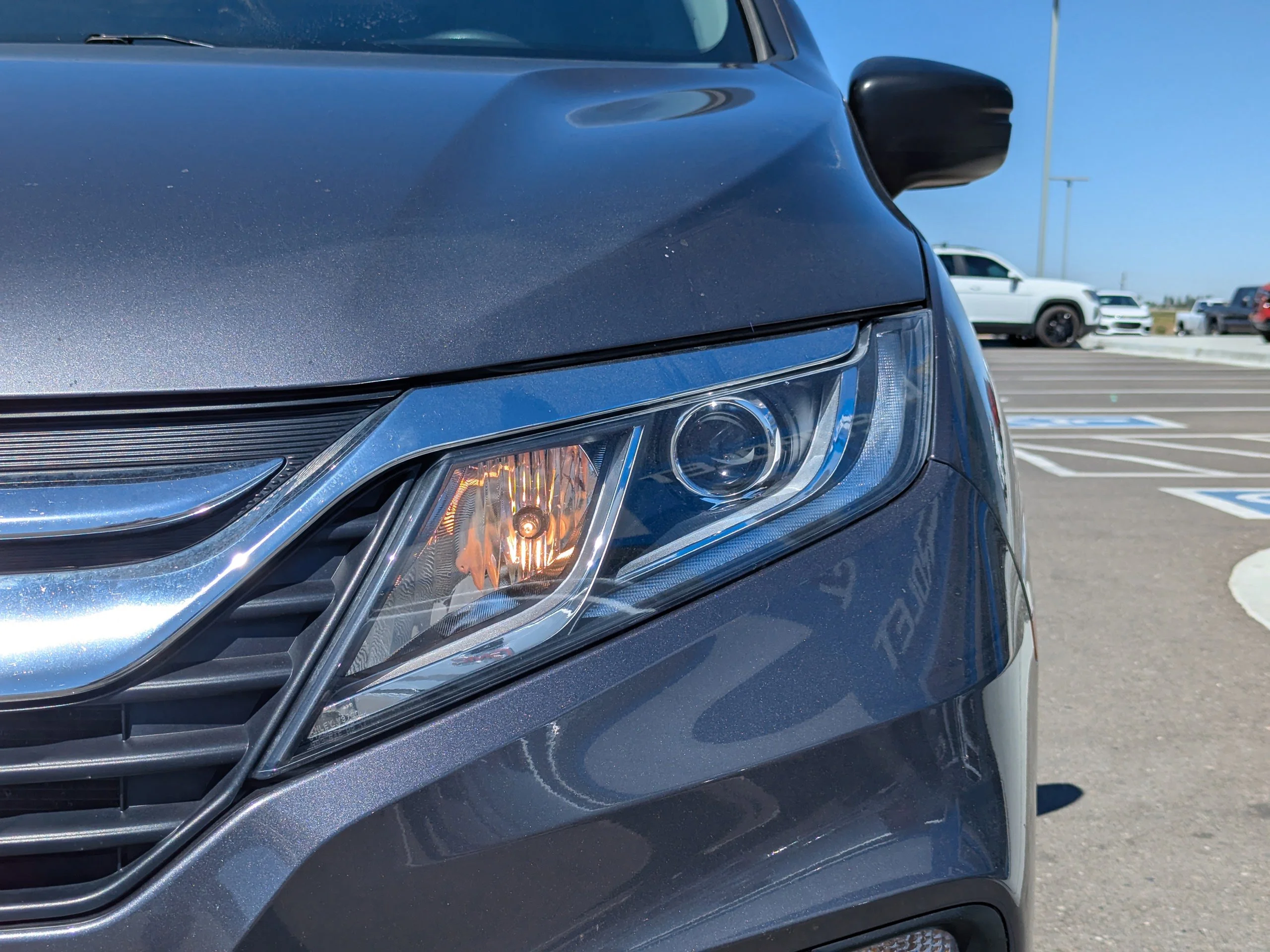 Used 2018 Charcoal Honda LX image 39