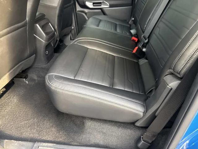 Used 2025 Blue Ford Lariat image 19