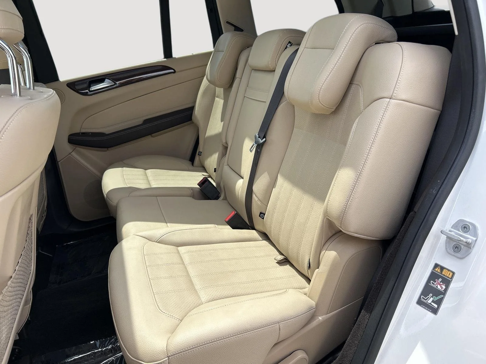 Used 2017  mercedes-benz GLS 450 4MATIC® SUV image 28