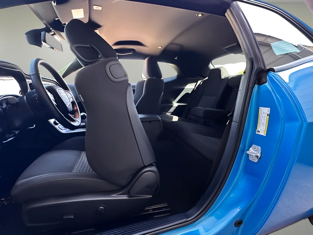2023 Dodge Challenger R/T - Photo 18