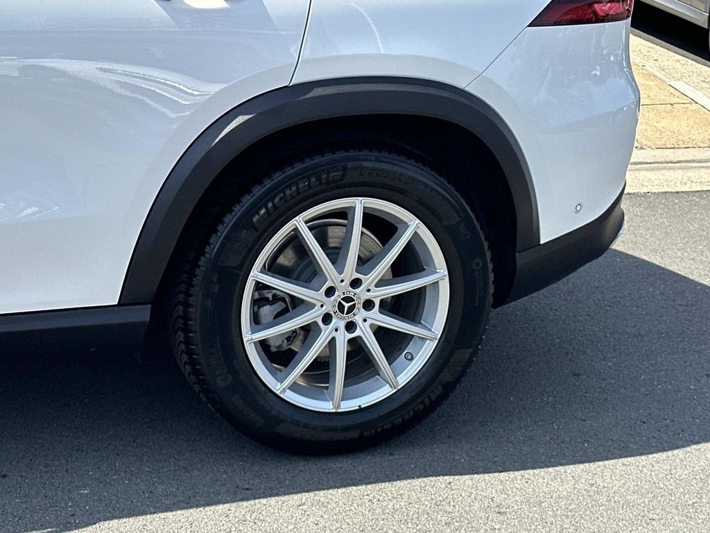 Certified Used 2025 Polar White Mercedes-Benz GLE 350 image 16
