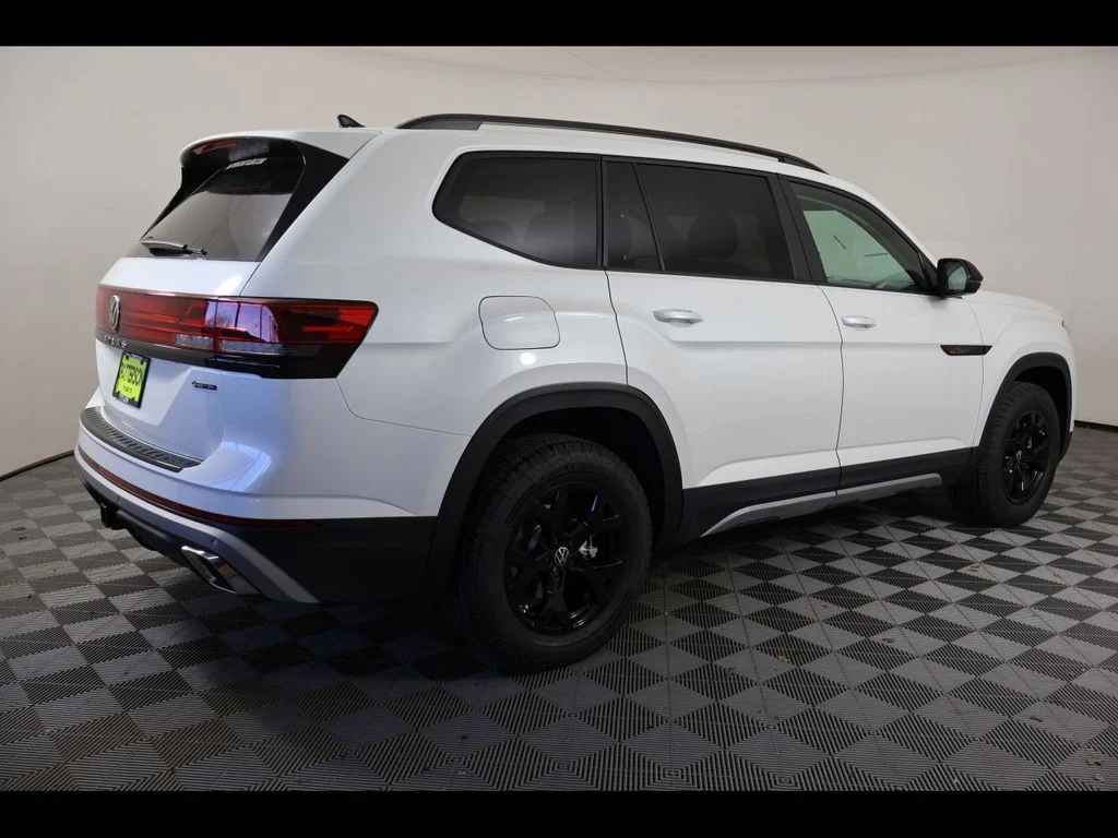 New 2026 White/off-white Volkswagen 2.0T Peak Edition image 6