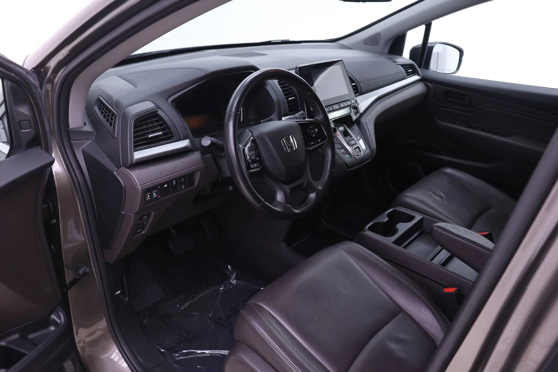 Used 2019 Gray Honda EX-L image 3