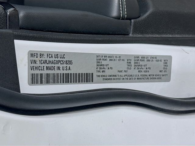 Used 2023 White Jeep Altitude X image 30