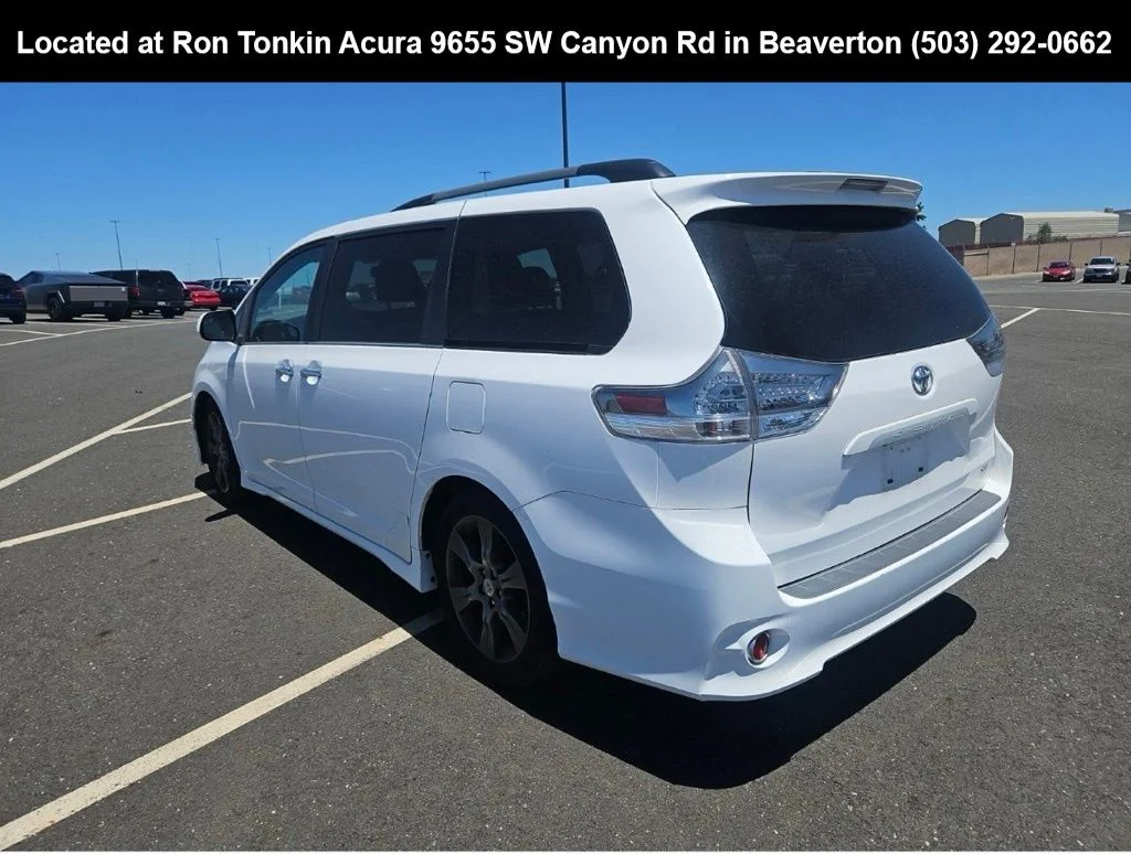Used 2015 Super White Toyota SE image 6