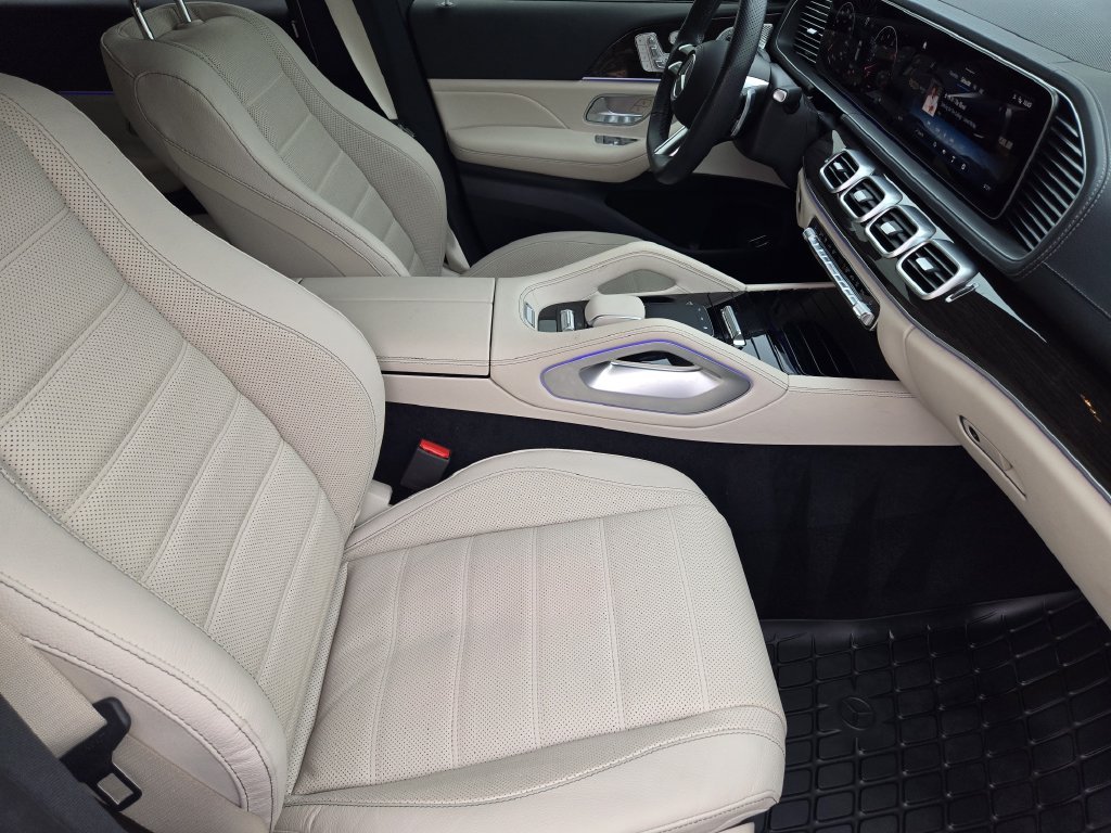 Used 2024 White Mercedes-Benz GLS 450 image 14