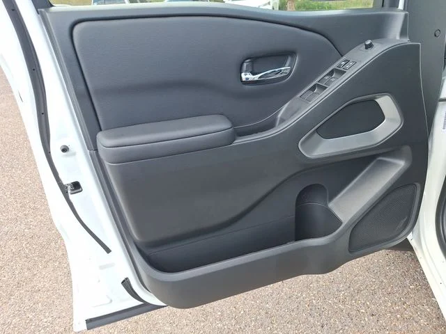 New 2027 Glacier White Nissan Crew Cab SV image 10