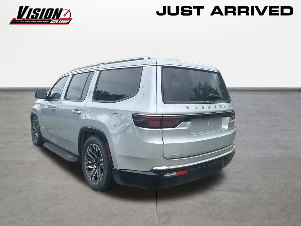 Used 2022 Silver Jeep Series III image 3