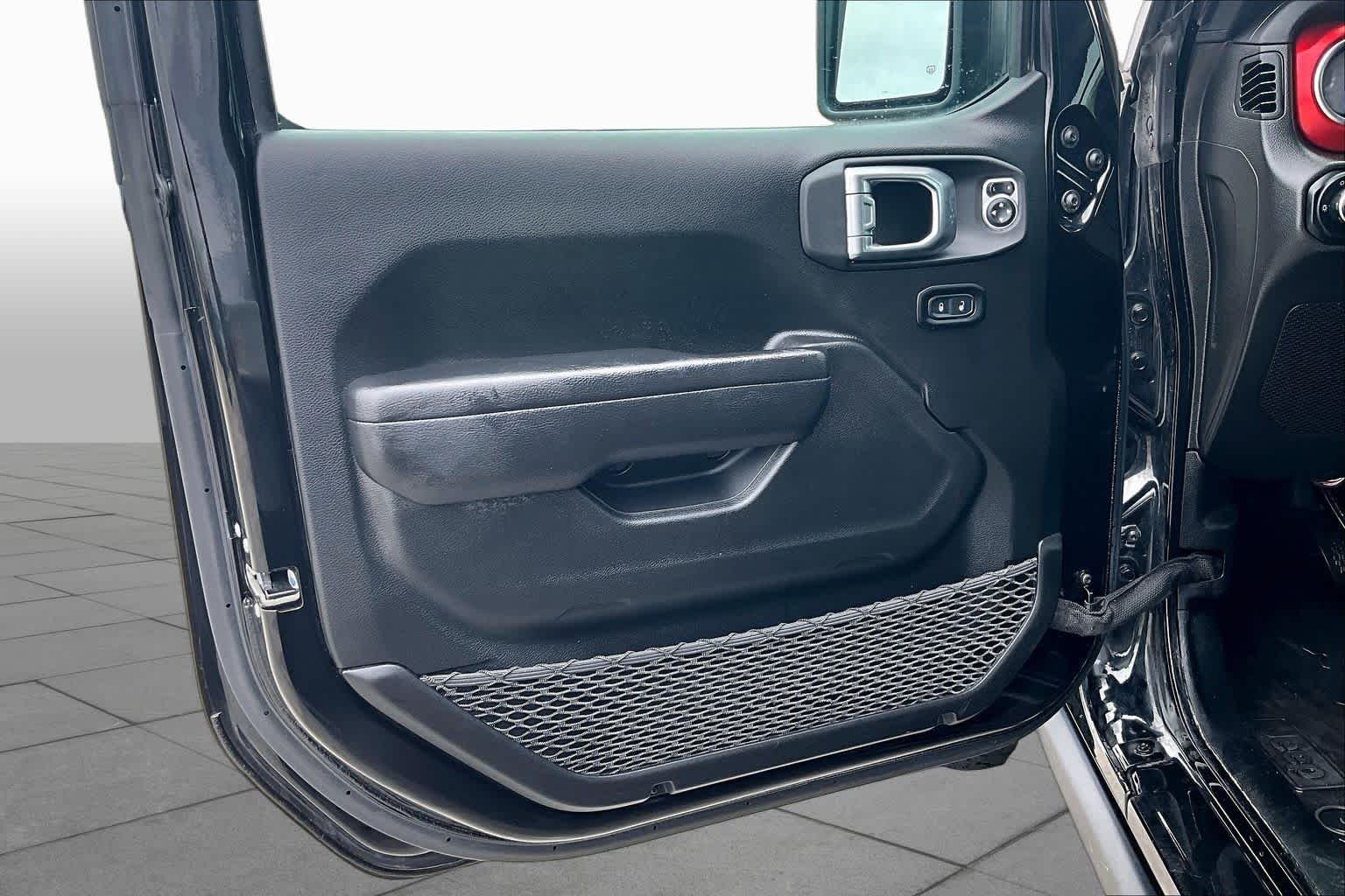 Used 2023 Black Clearcoat Jeep Rubicon image 22