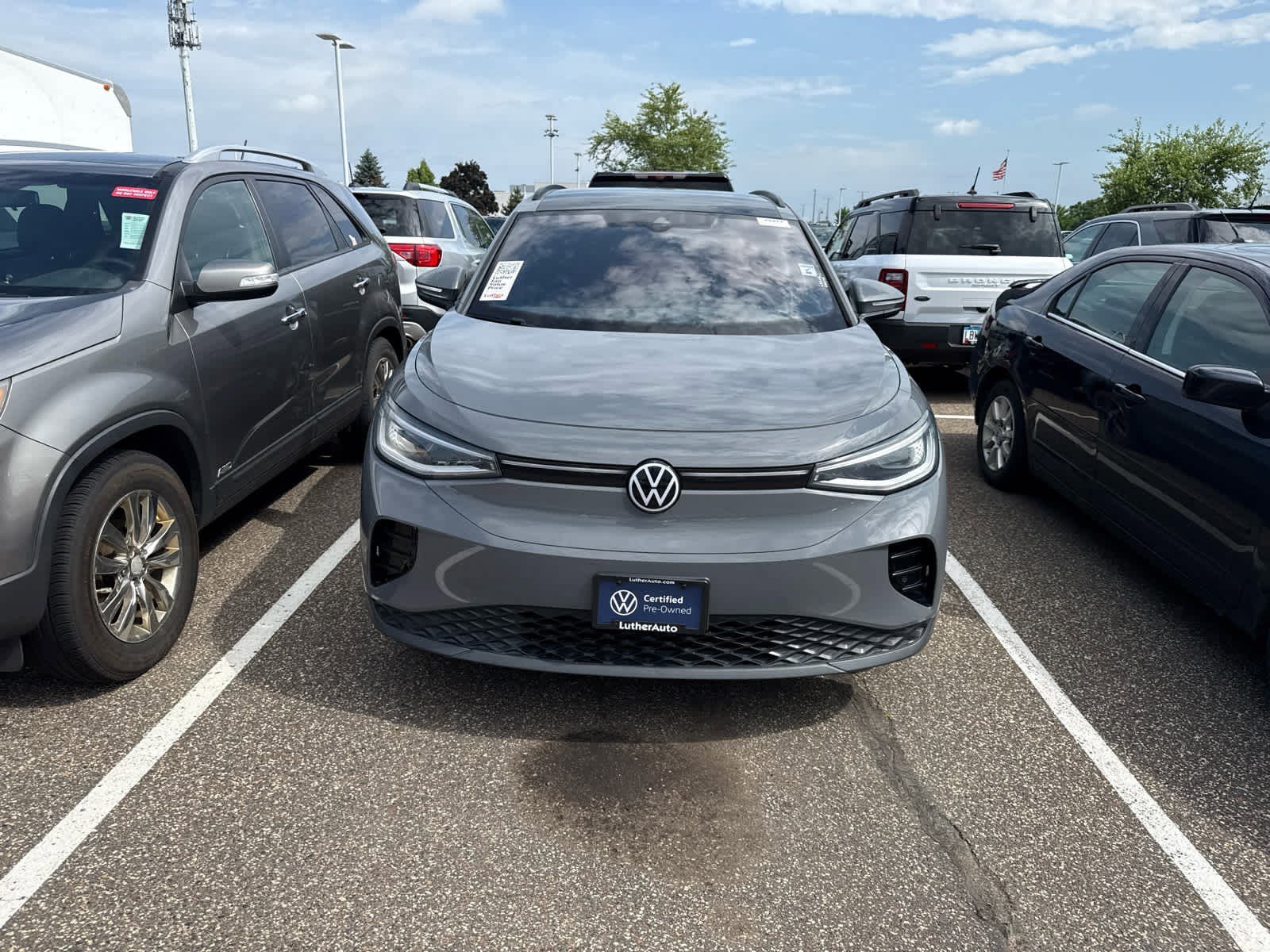 Used 2023 Volkswagen ID.4 PRO S with VIN 1V2GNPE88PC009799 for sale in Minneapolis, MN