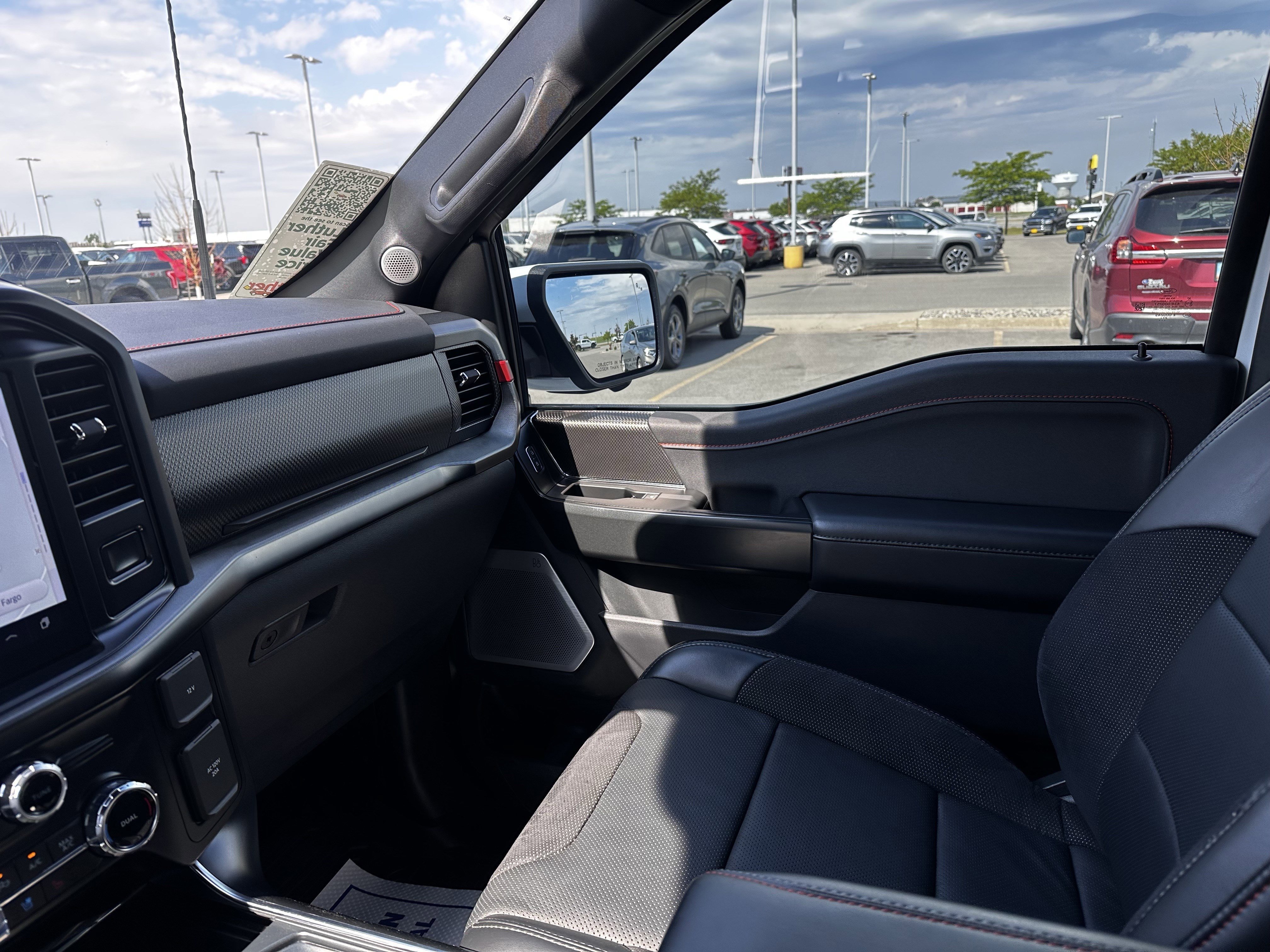 Used 2024 Oxford White Clearcoat Ford Raptor image 11
