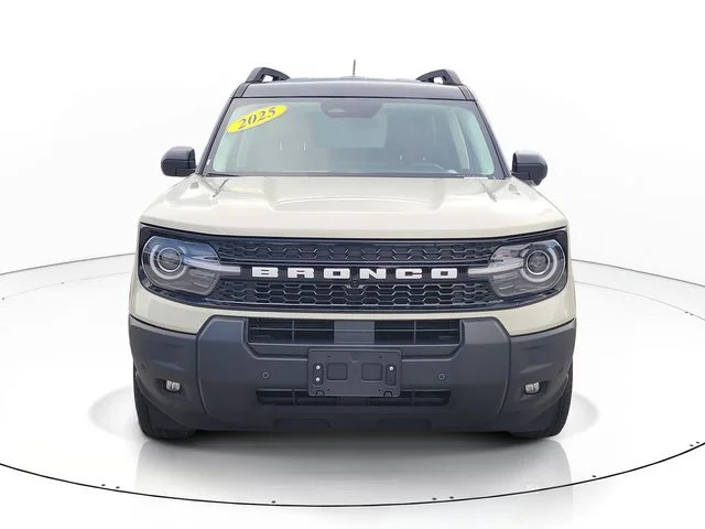 Used 2025 Beige Ford Outer Banks image 2