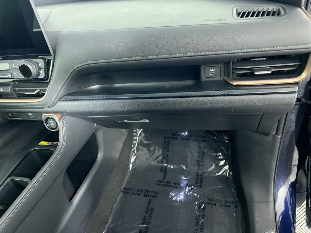 Used 2024  Toyota MAX Platinum image 31