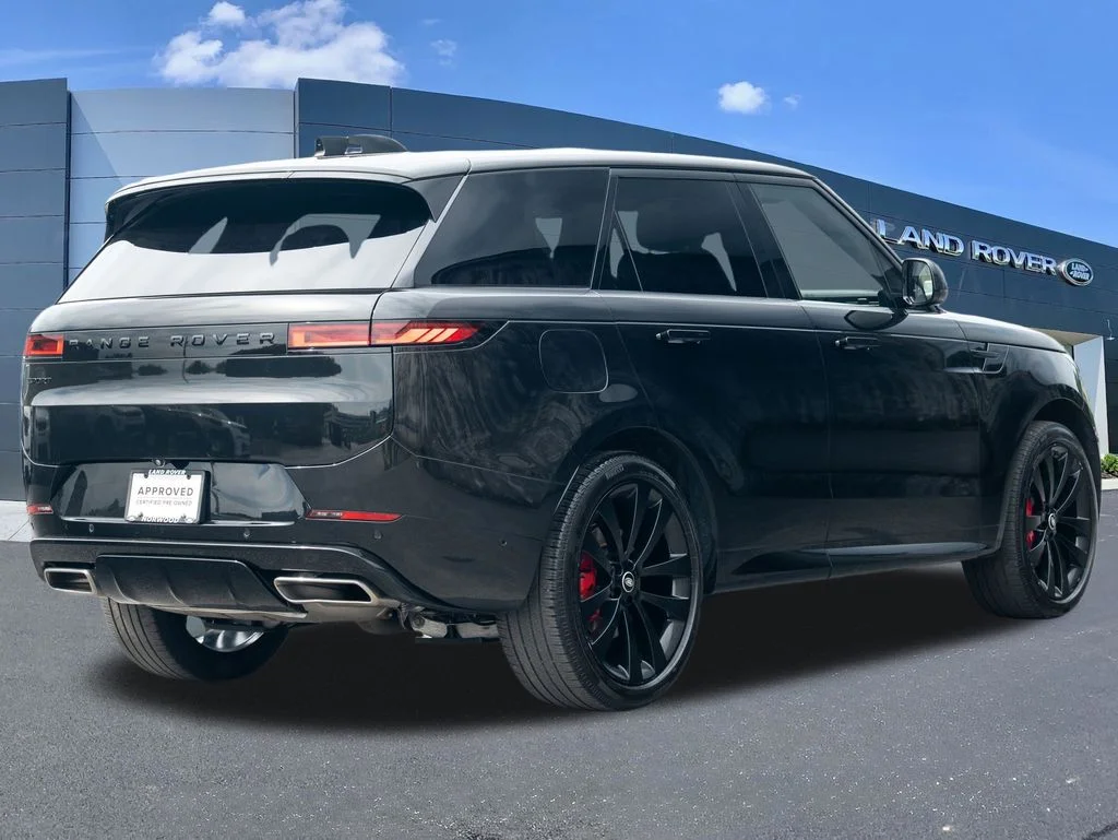 Certified Used 2025 Black Land Rover Dynamic SE image 4