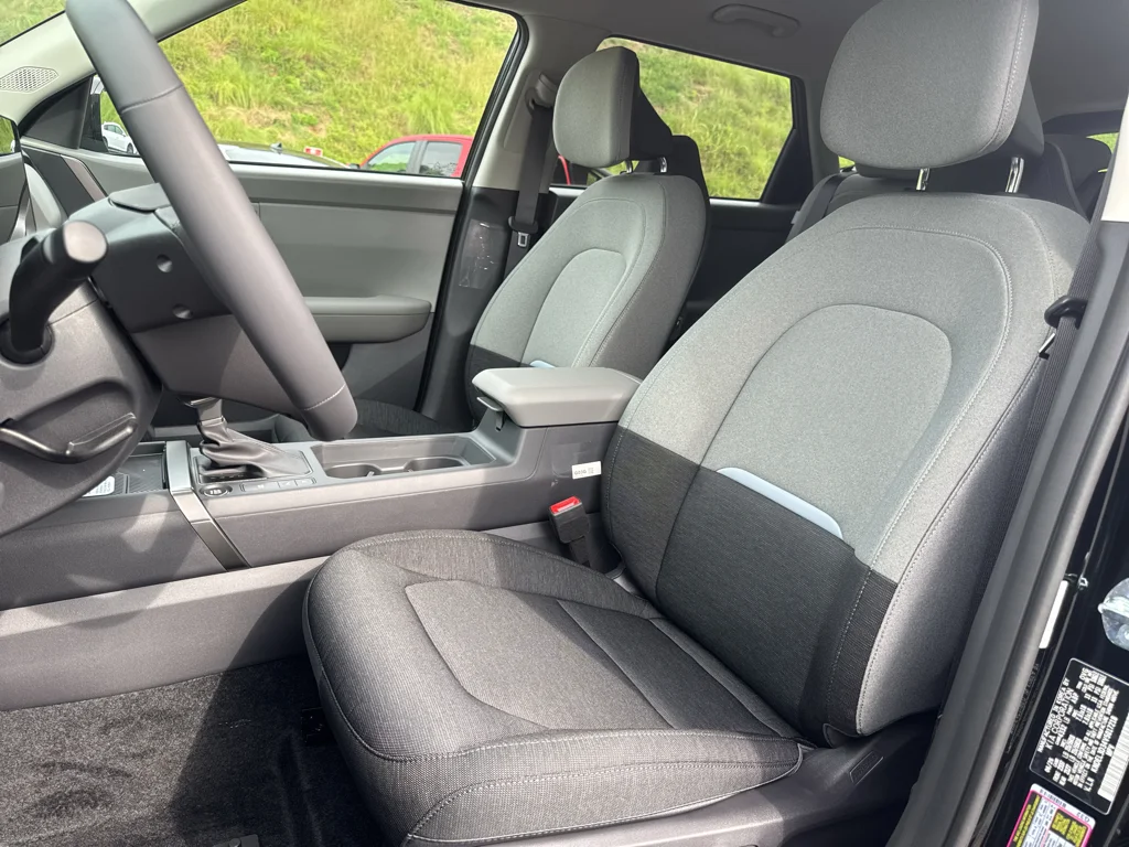 New 2027 Aurora Black Pearl Kia S image 9