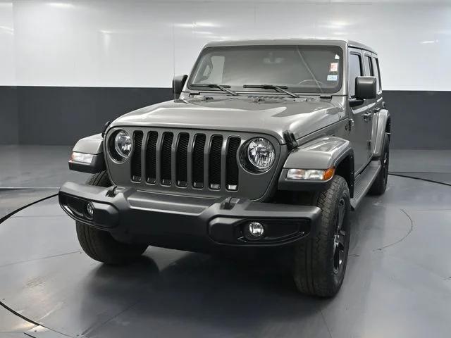 Certified Used 2022 Gray Jeep Unlimited Sahara Altitude image 13
