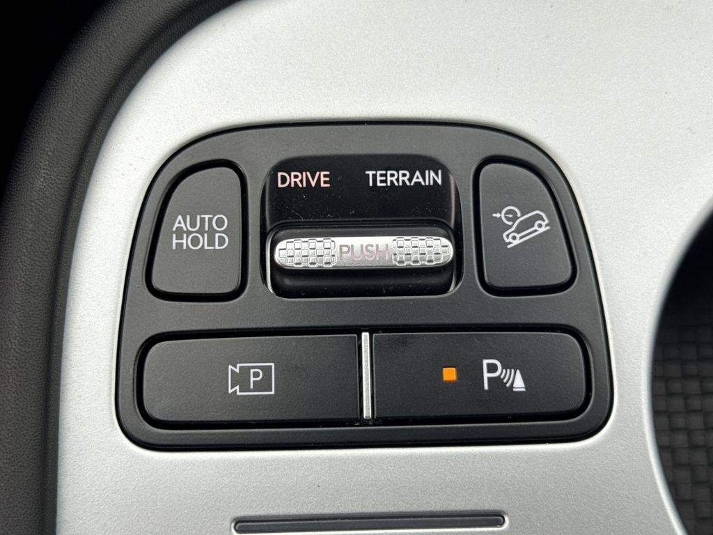 New 2026 White Hyundai SEL image 33