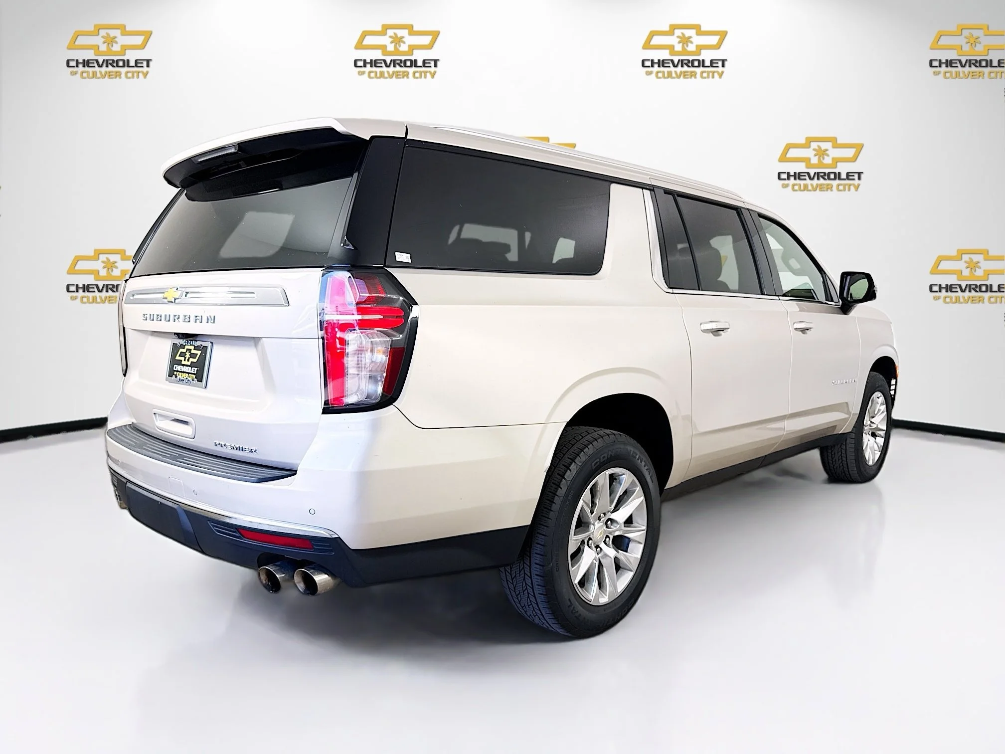 Used 2021 Empire Beige Metallic Chevrolet Premier image 8