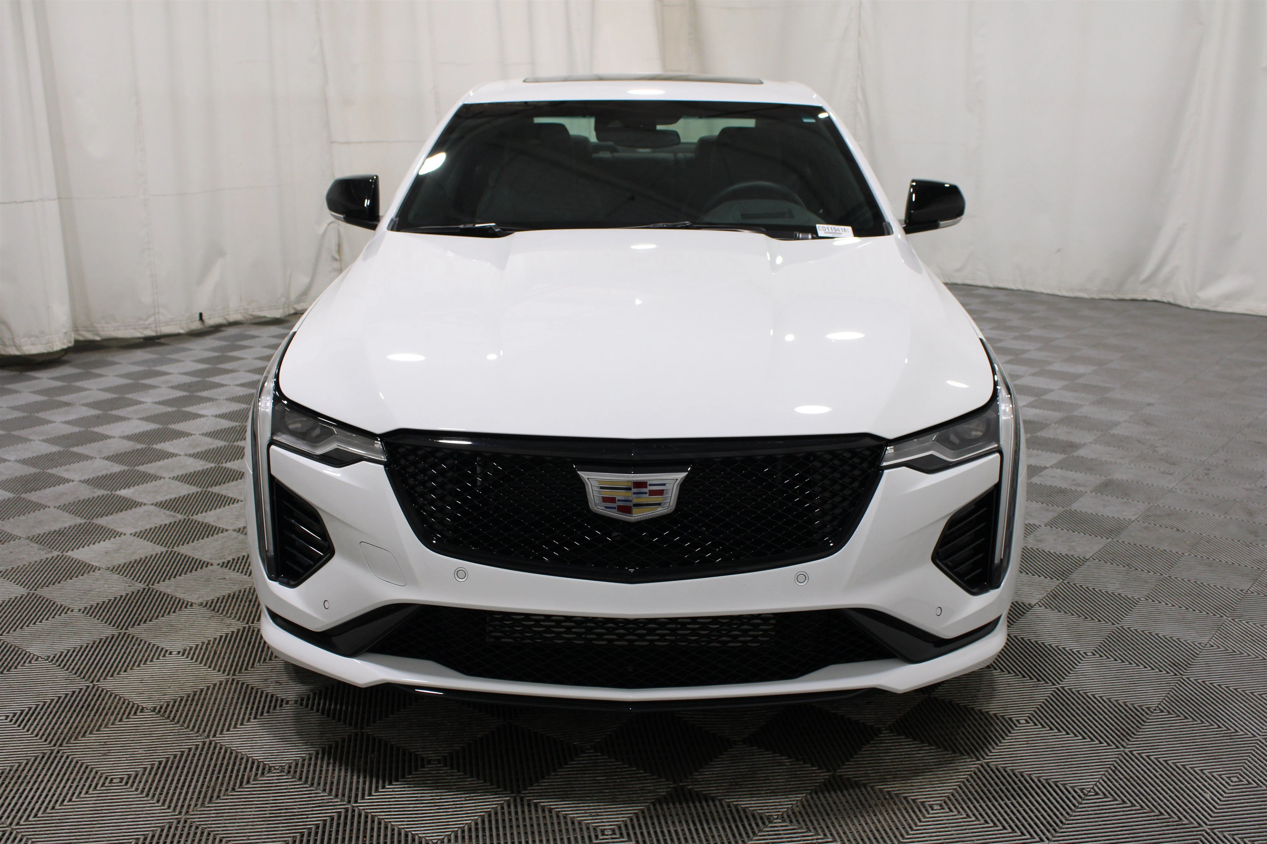 2025 Cadillac CT4 V-Series - Photo 35