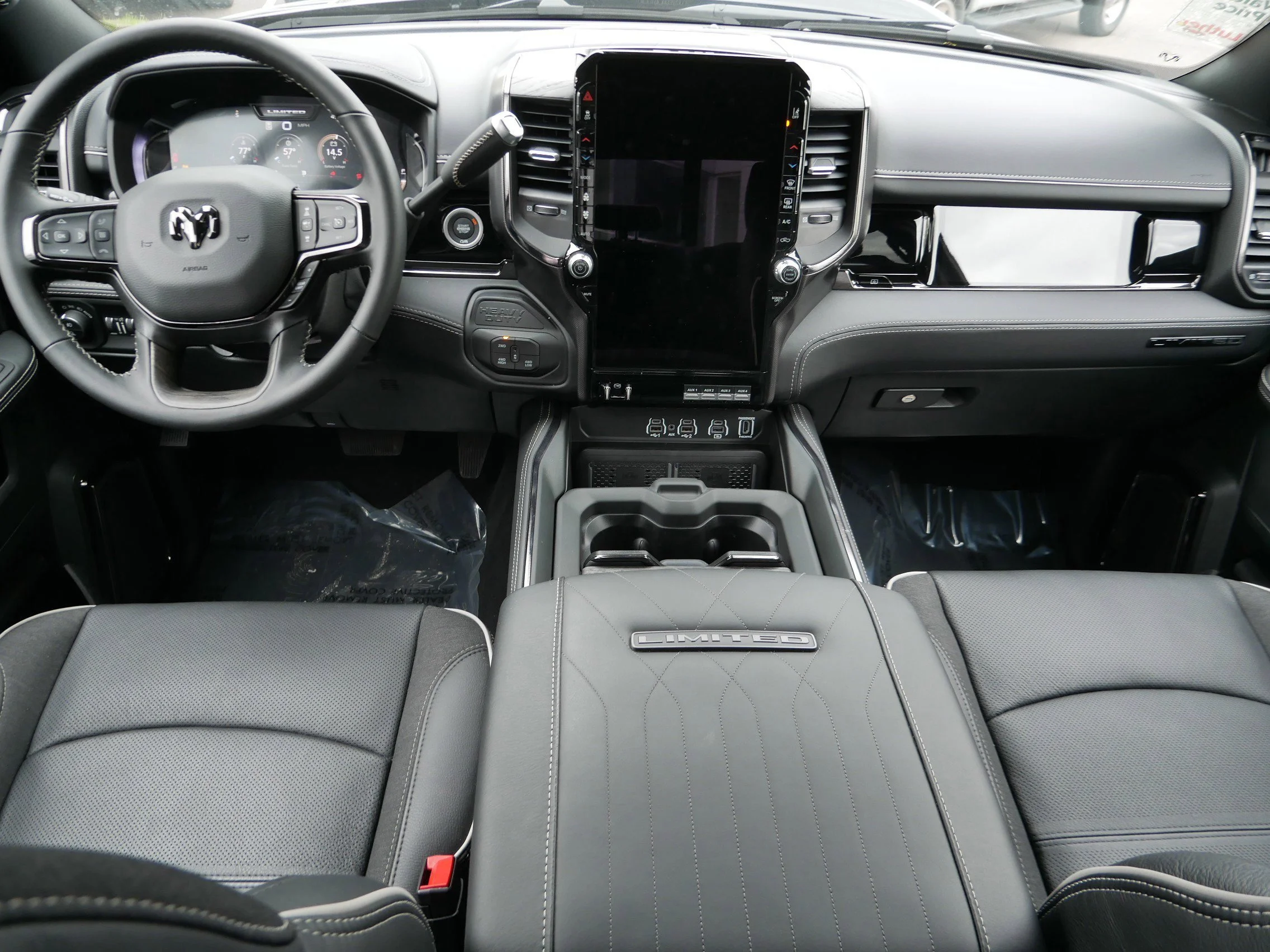 New 2026 Diamond Black Crystal Pearl-Coat Exterior Paint RAM Limited image 11