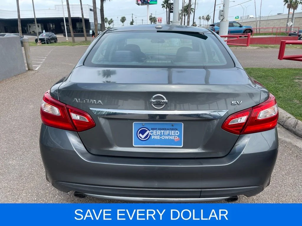 Used 2016 Gray Nissan 2.5 SV image 5