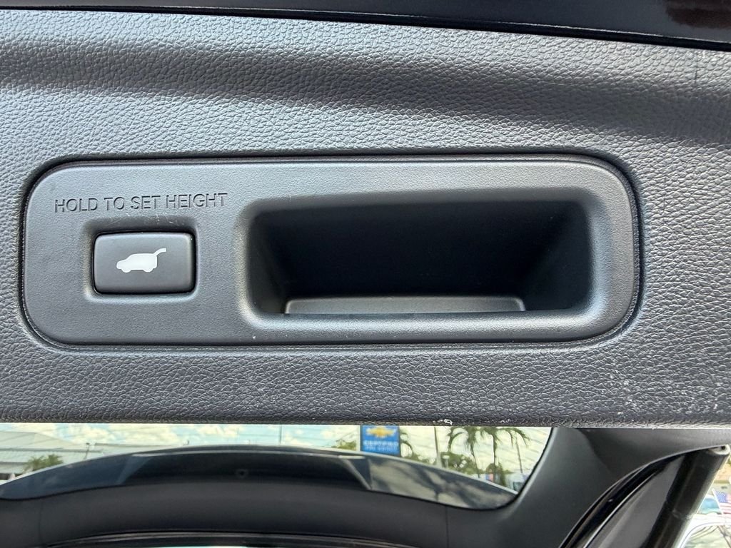 Used 2023  Acura Technology image 17