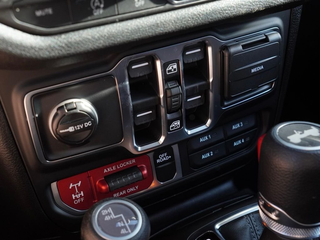 New 2026 Black Clear-Coat Exterior Paint Jeep Willys image 15