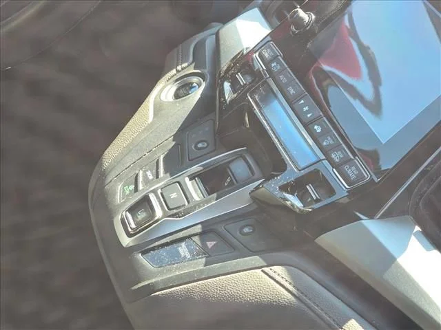 Used 2018  Honda EX-L image 32